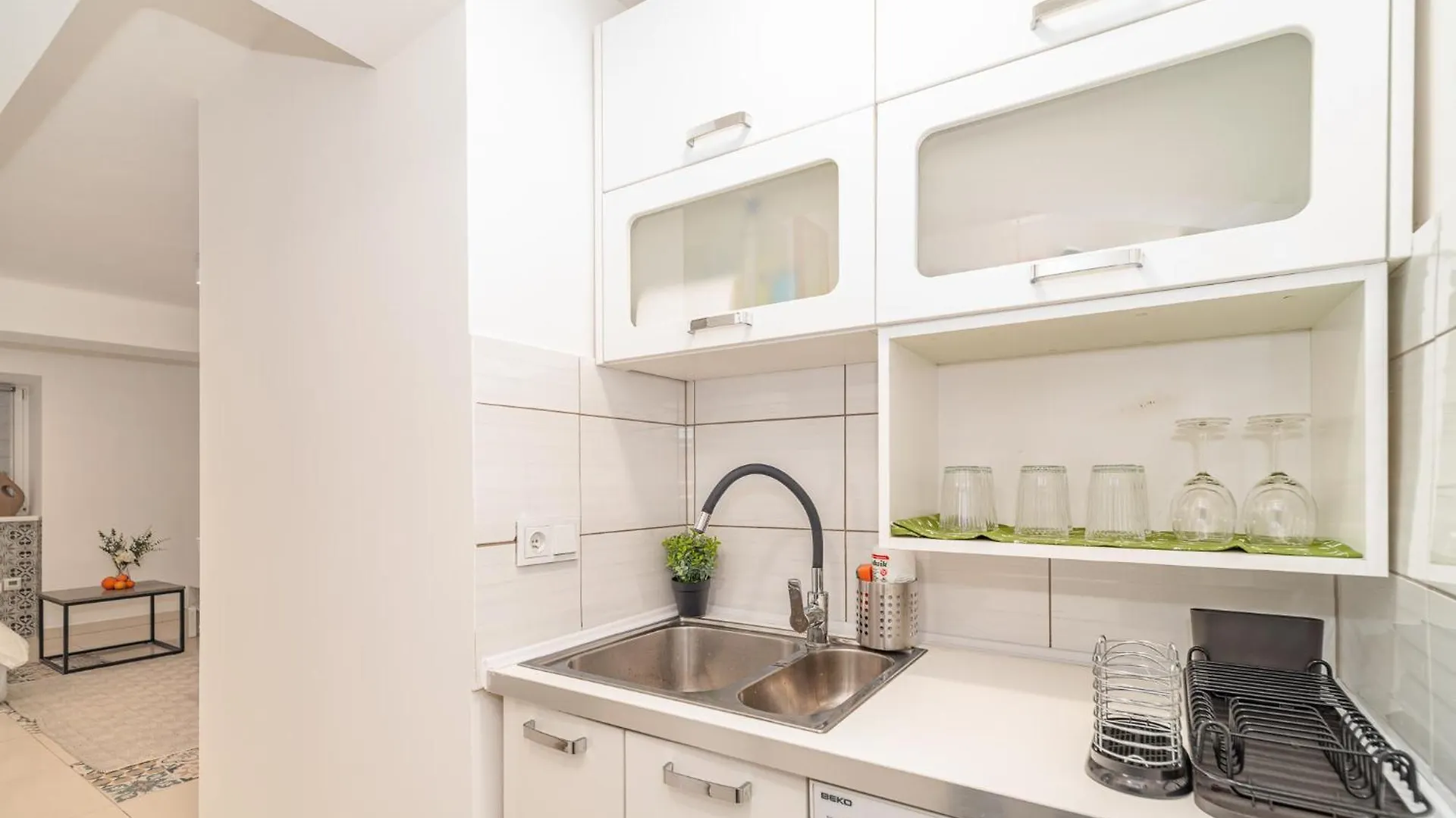 Krakow Krowodrza Studio - Park & Trams Nearby - By Rentujemy Apartment